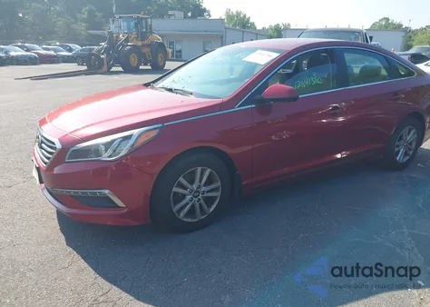 2015 Hyundai Sonata Se z USA, uszkodzony, nr VIN 5NPE24AF4FH215726